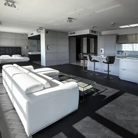 דירה Platinum B Tower Master Corner 114sqm 14th Floor