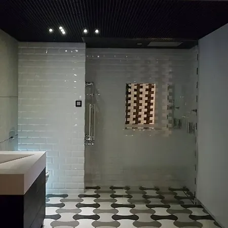 Platinum B Tower Master Corner 114sqm 14th Floor דירה *