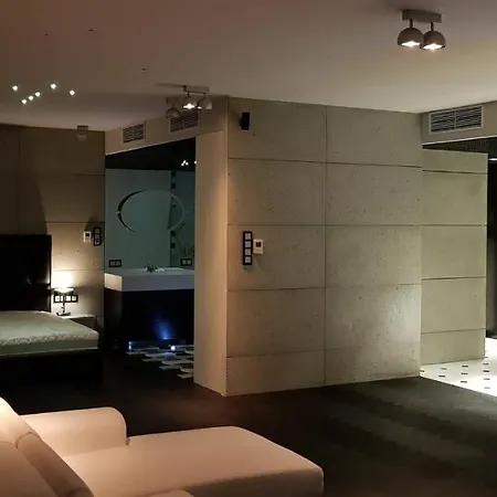 Platinum B Tower Master Corner 114sqm 14th Floor