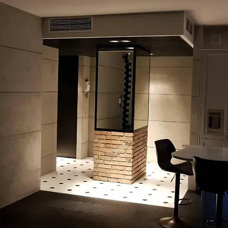 Platinum B Tower Master Corner 114sqm 14th Floor *