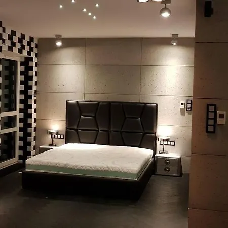 דירה Platinum B Tower Master Corner 114sqm 14th Floor *