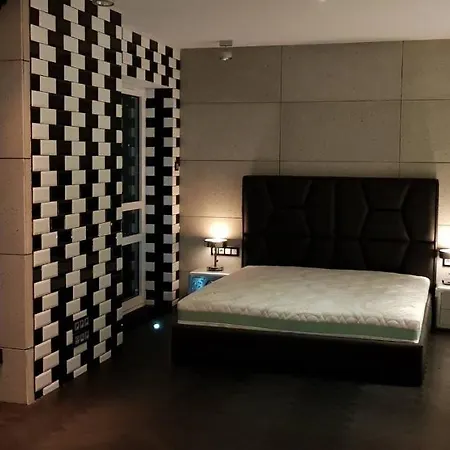 דירה Platinum B Tower Master Corner 114sqm 14th Floor ורשה