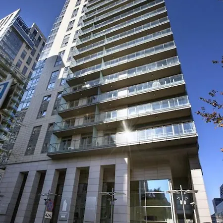 דירה Platinum B Tower Master Corner 114sqm 14th Floor ורשה