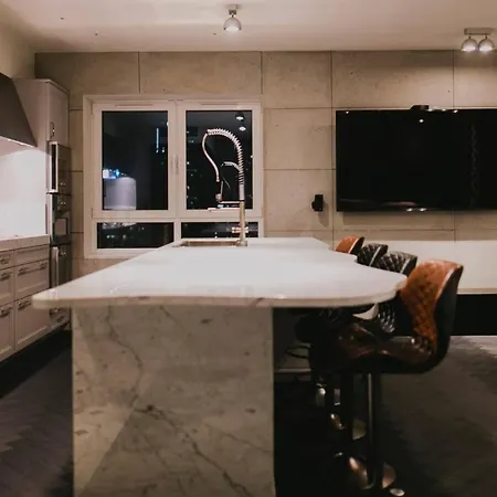 Platinum B Tower Master Corner 114sqm 14th Floor ורשה